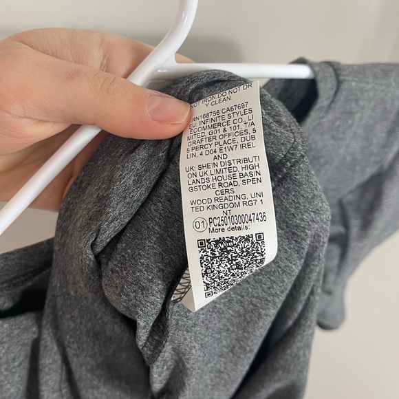 Dog Mom Tshirts for Women Funny Dog Paw Graphic Print Short Sleeve O Neck NWT - Picture 8 of 8